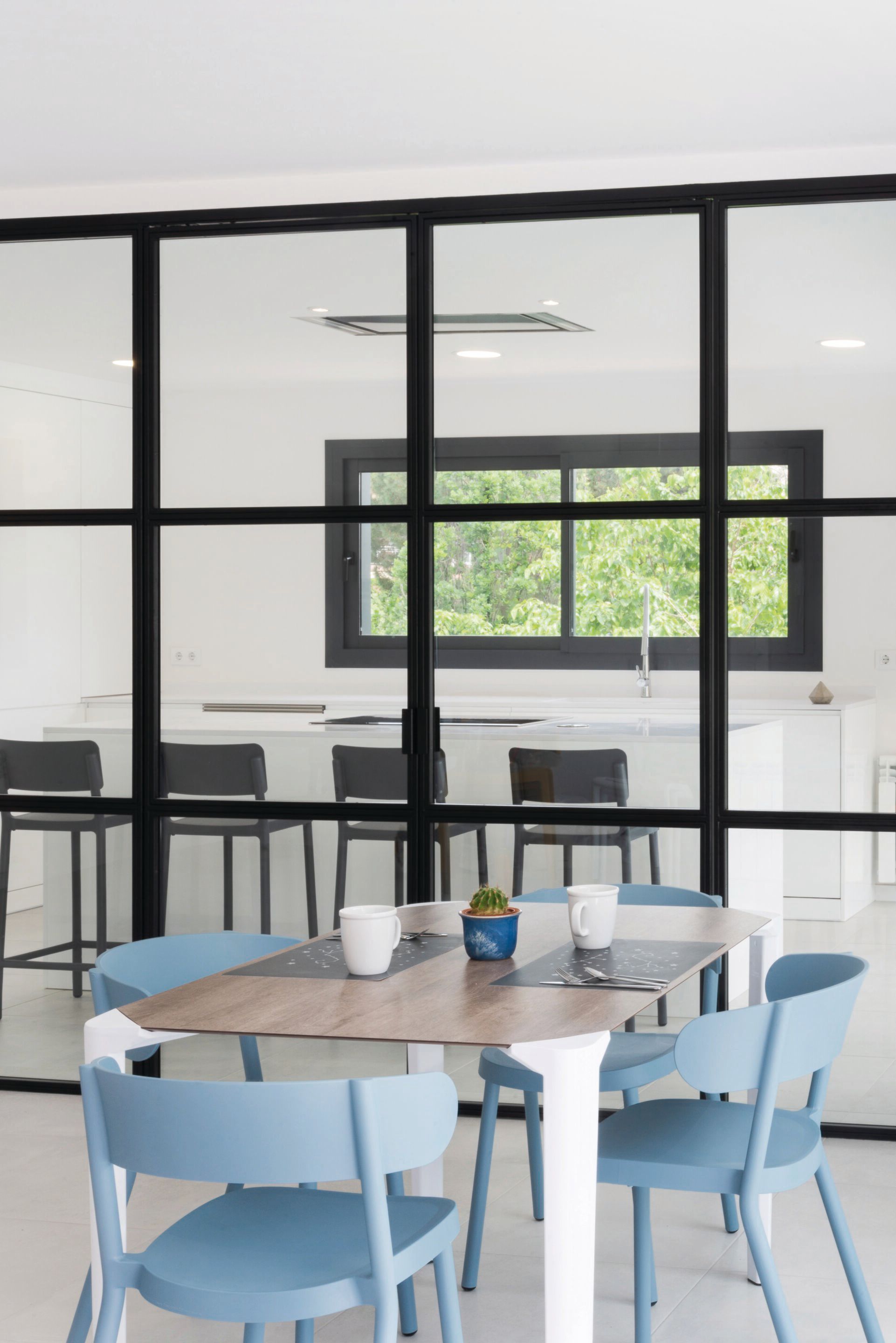 Штабелируемый садовый стул из полипропилена Resol CASINO ARCH-00137004 - Вид №1