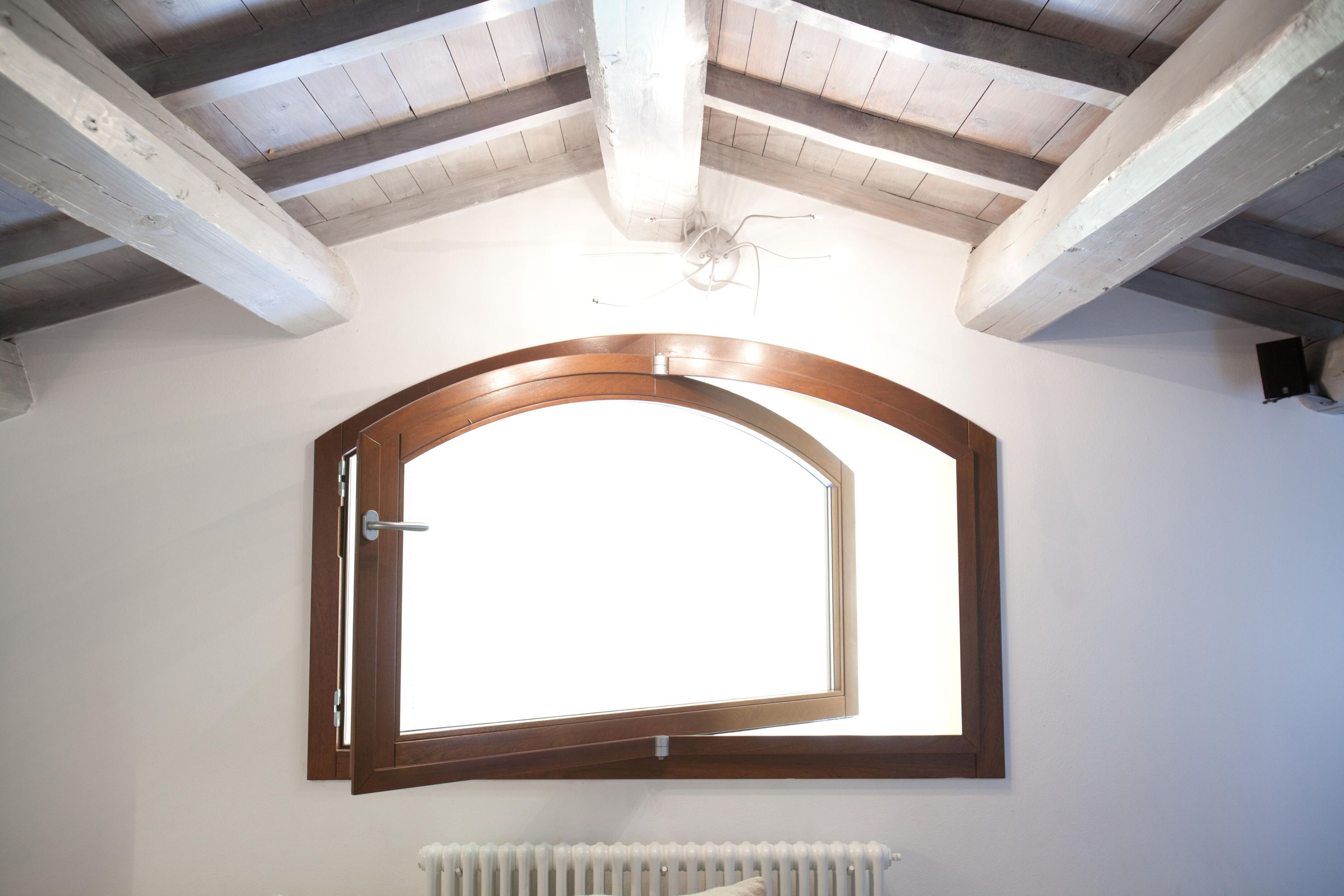 Деревянное окно Bussi Bilici e Oblò ARCH-00080621 - Вид №2