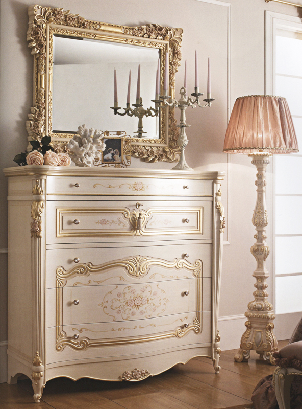 Комод VERSAILLES AGM (ALBERTO E MARIO GHEZZANI) B.53