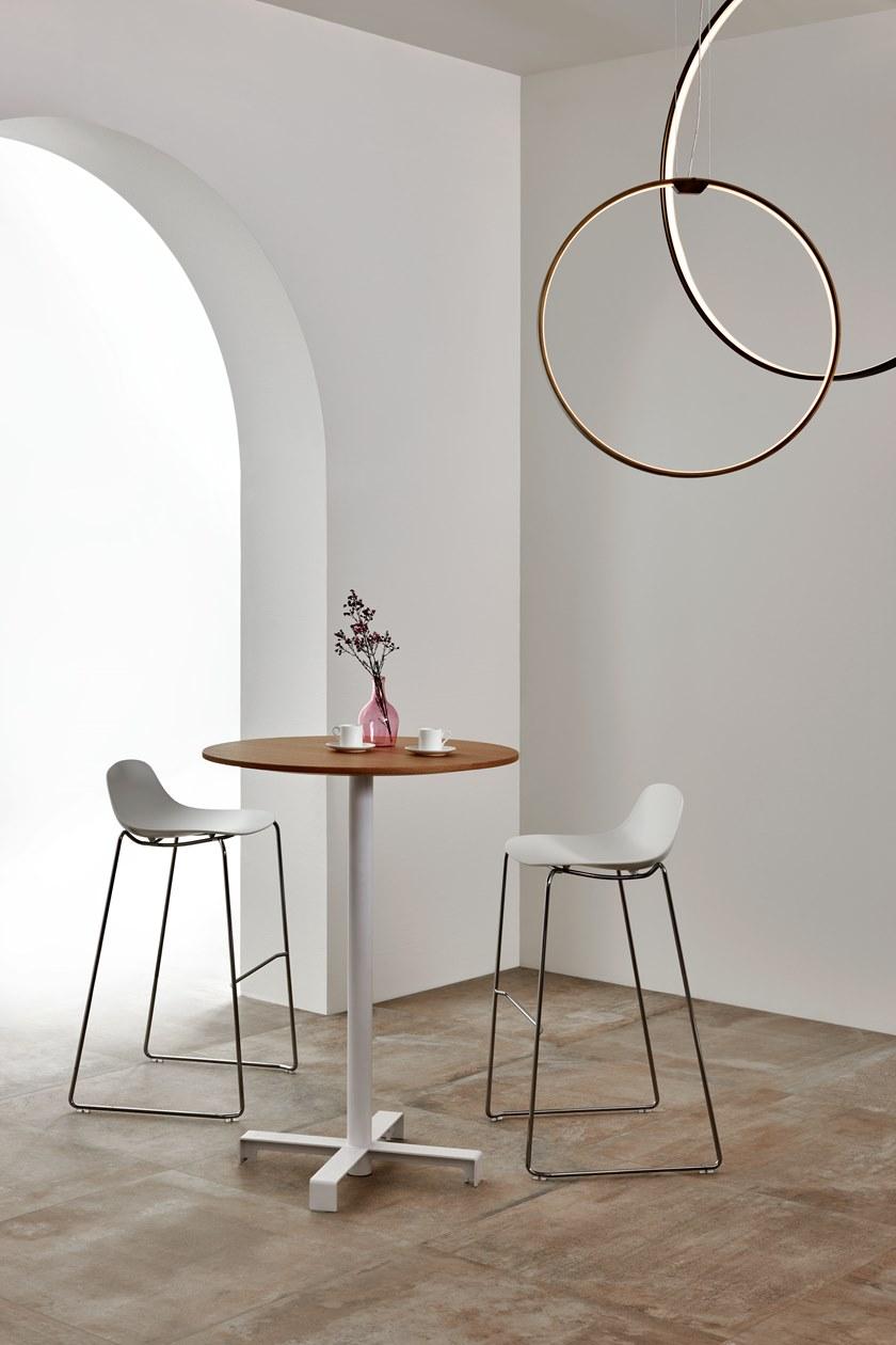 ESTEL GROUP Табурет из полипропилена с высокими санками и подставкой для ног Shell sun-id-1467087 - Вид №3