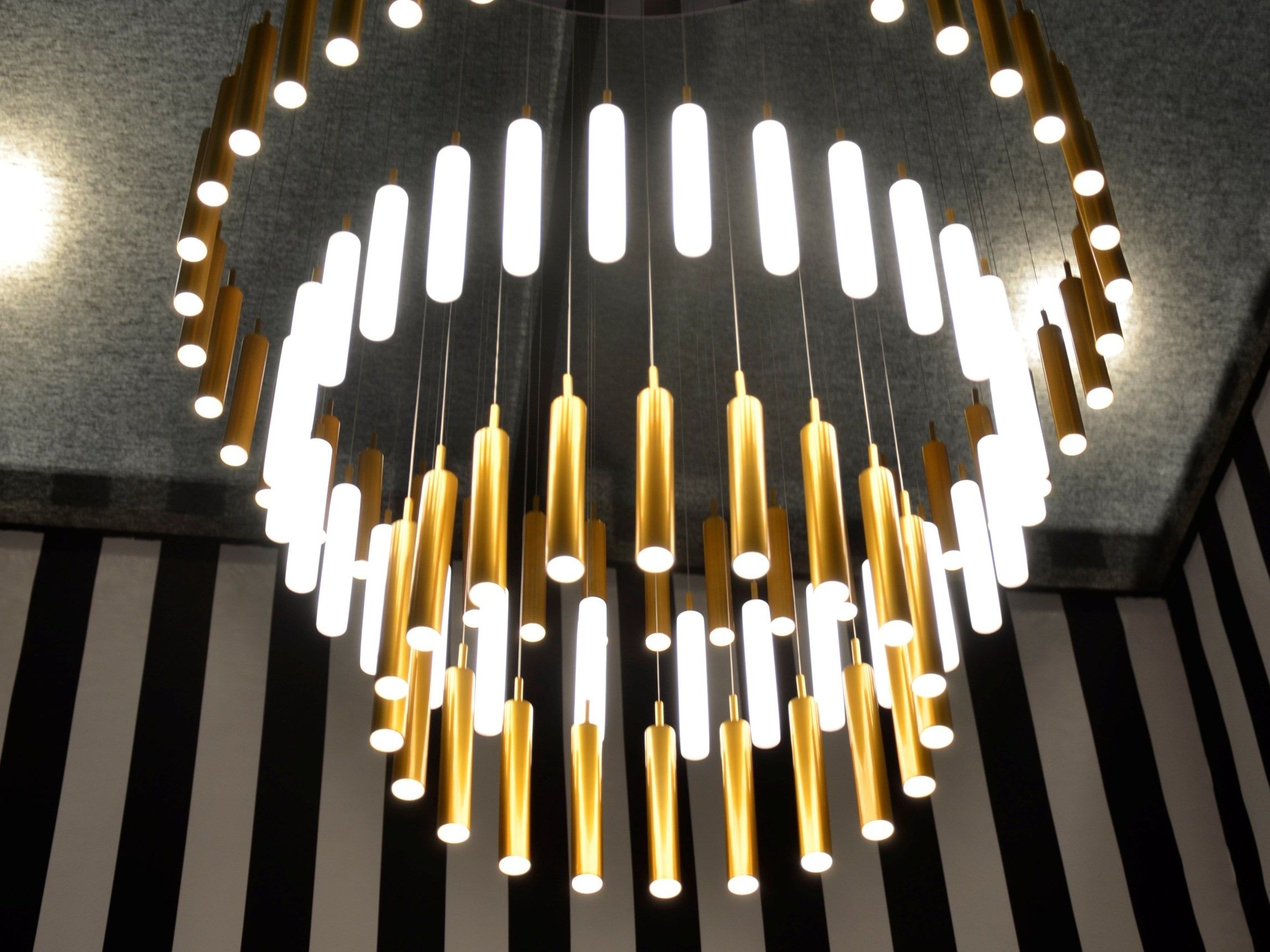 Затемняемый светодиодный подвесной светильник в Китае Beau & Bien дождливый день ARCH-00094253 - Вид №2