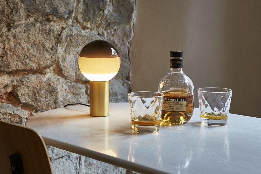 085711 Настольный светильник M бело-графитовый Marset Dipping Light  - Вид №5