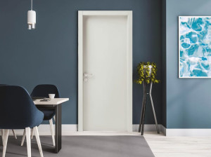 Деревянные распашные двери