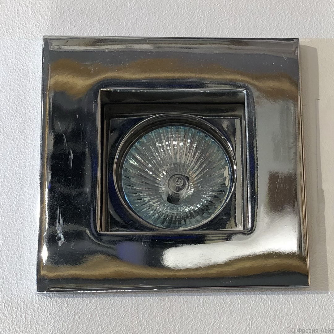 Oscaluz 0300-00-00-C встраиваемый потолочный SQUARE 63359