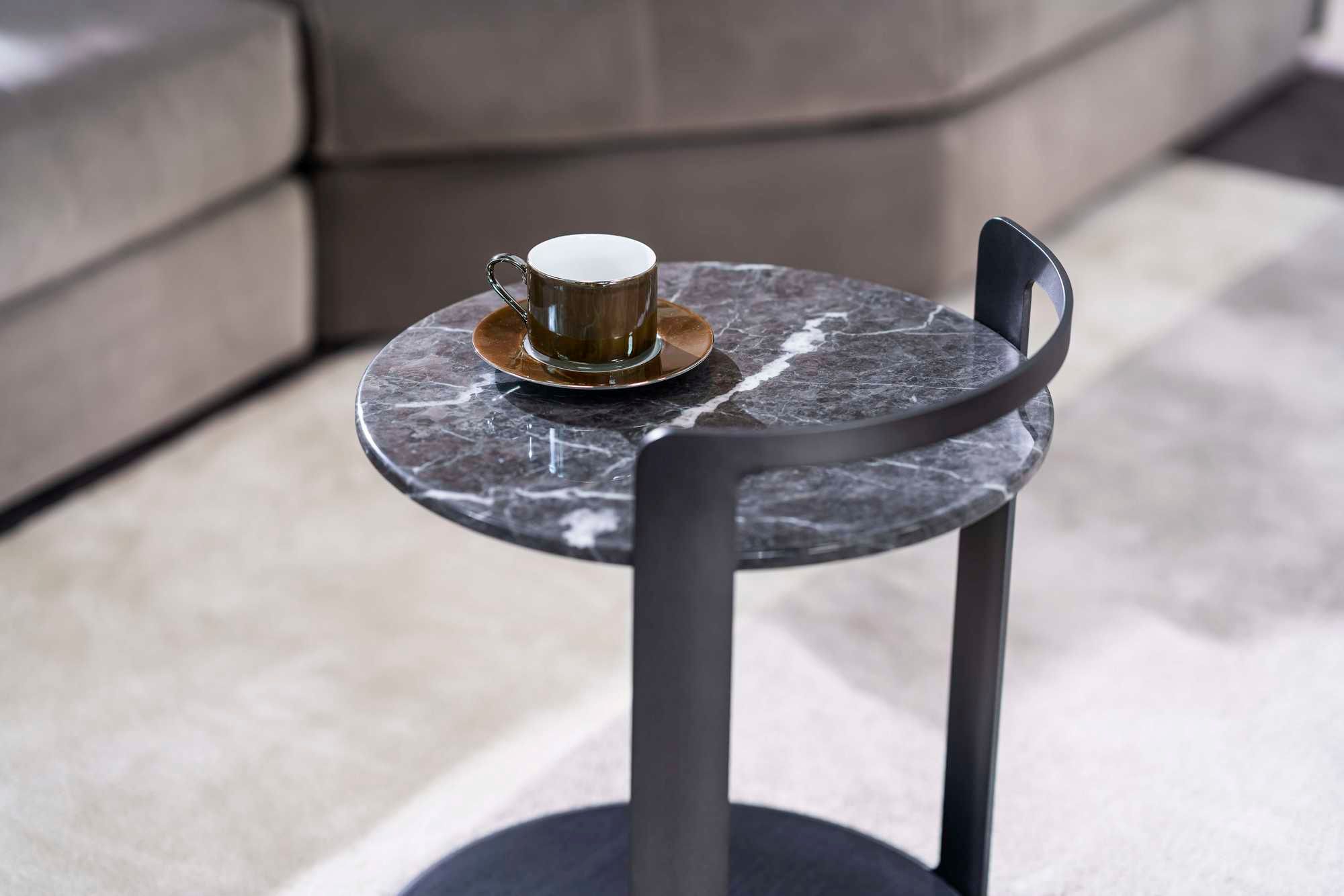 Журнальный столик / тележка для еды с мраморной столешницей CAMERICH Harmon ARCH-00009731