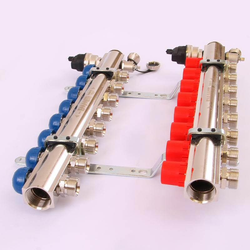 Коллекторная группа TOPWAY с регулировочными и термостатическими вентилями с резьбой под евроконус EMMETI 1"x3/4"ЕК 8 выходов 01298722 - Вид №2