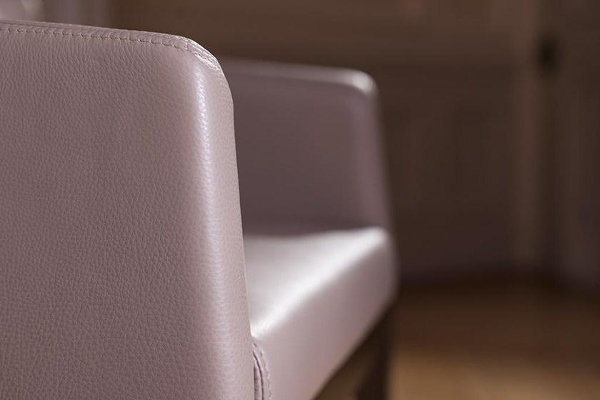 HUGUES CHEVALIER Мягкое кожаное кресло с подлокотниками Iconic sun-id-1346232 - Вид №2