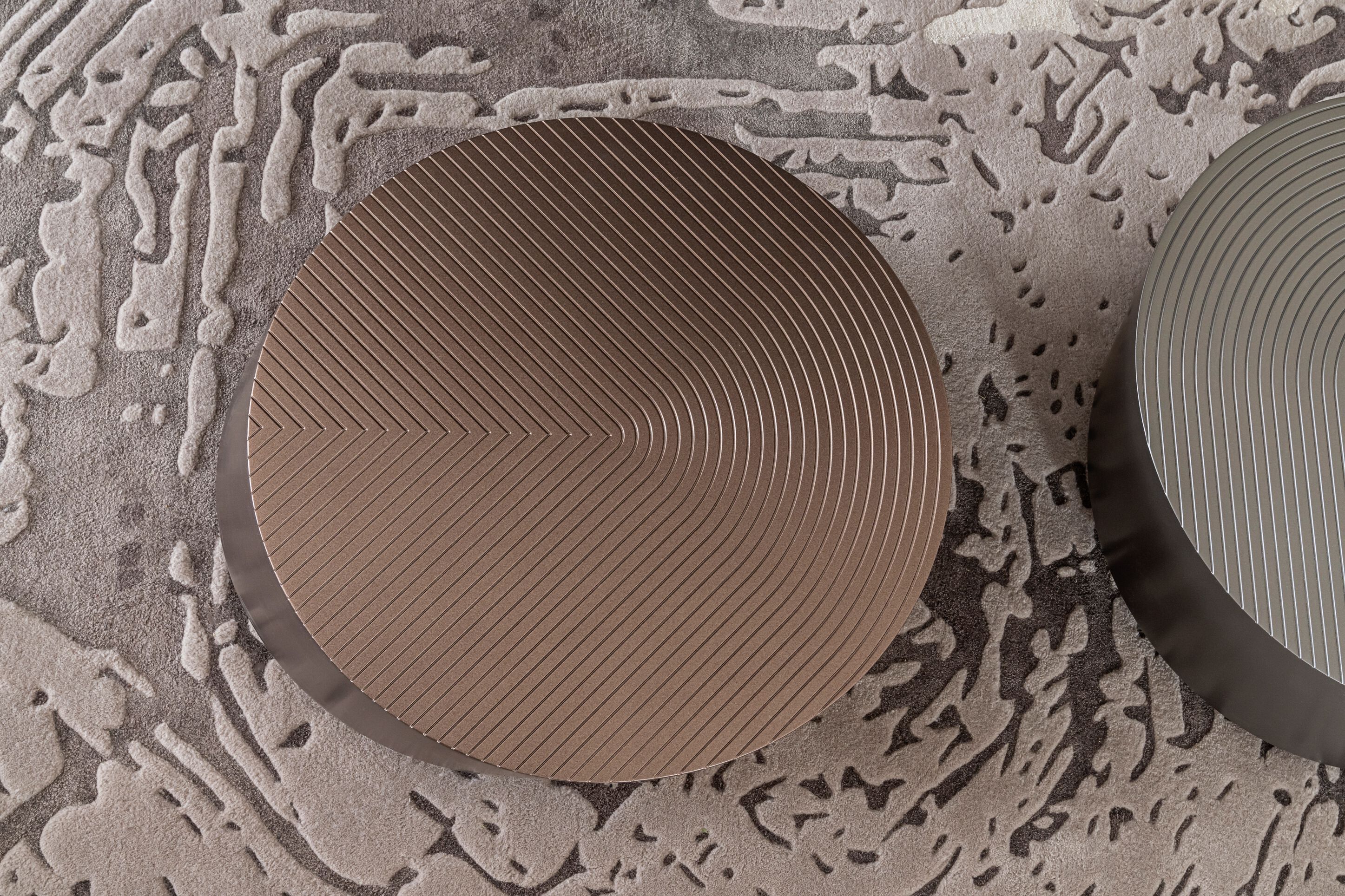 Круглый низкий журнальный столик Bizzotto Italia Aequilibrium ARCH-00082811 - Вид №2