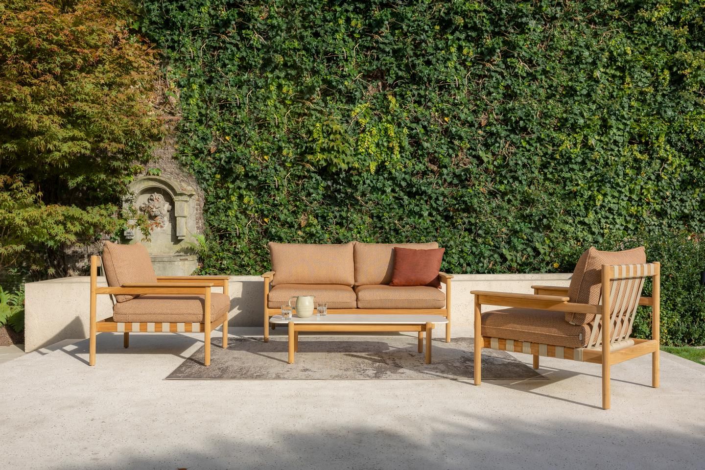 Керамический и тиковый низкий садовый журнальный столик Vincent sheppard Oda ARCH-00118764 - Вид №1