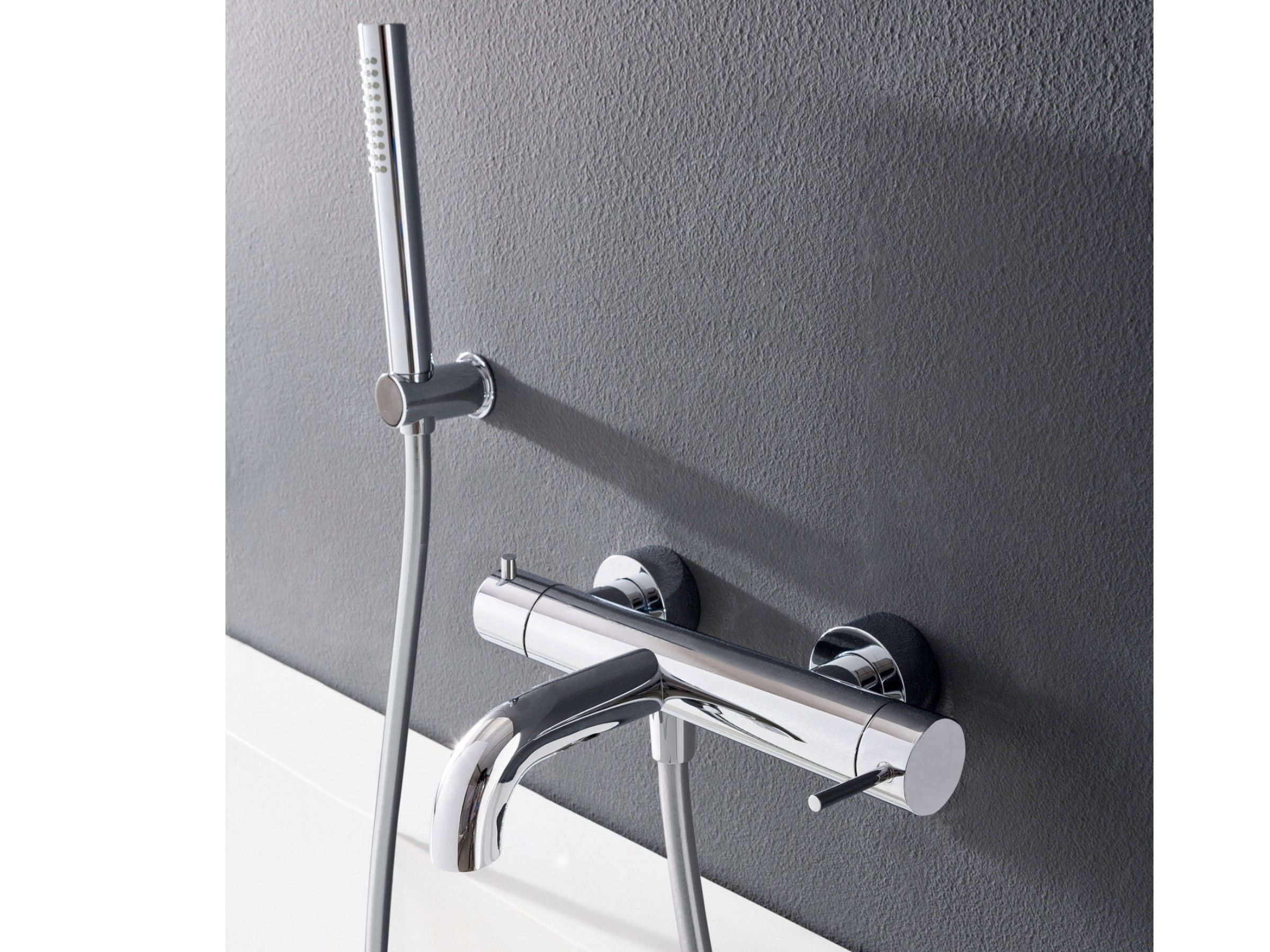 Латунная однорычажная наружная настенная ванна Rubinetterie Treemme Up+ ARCH-00056510 - Вид №1