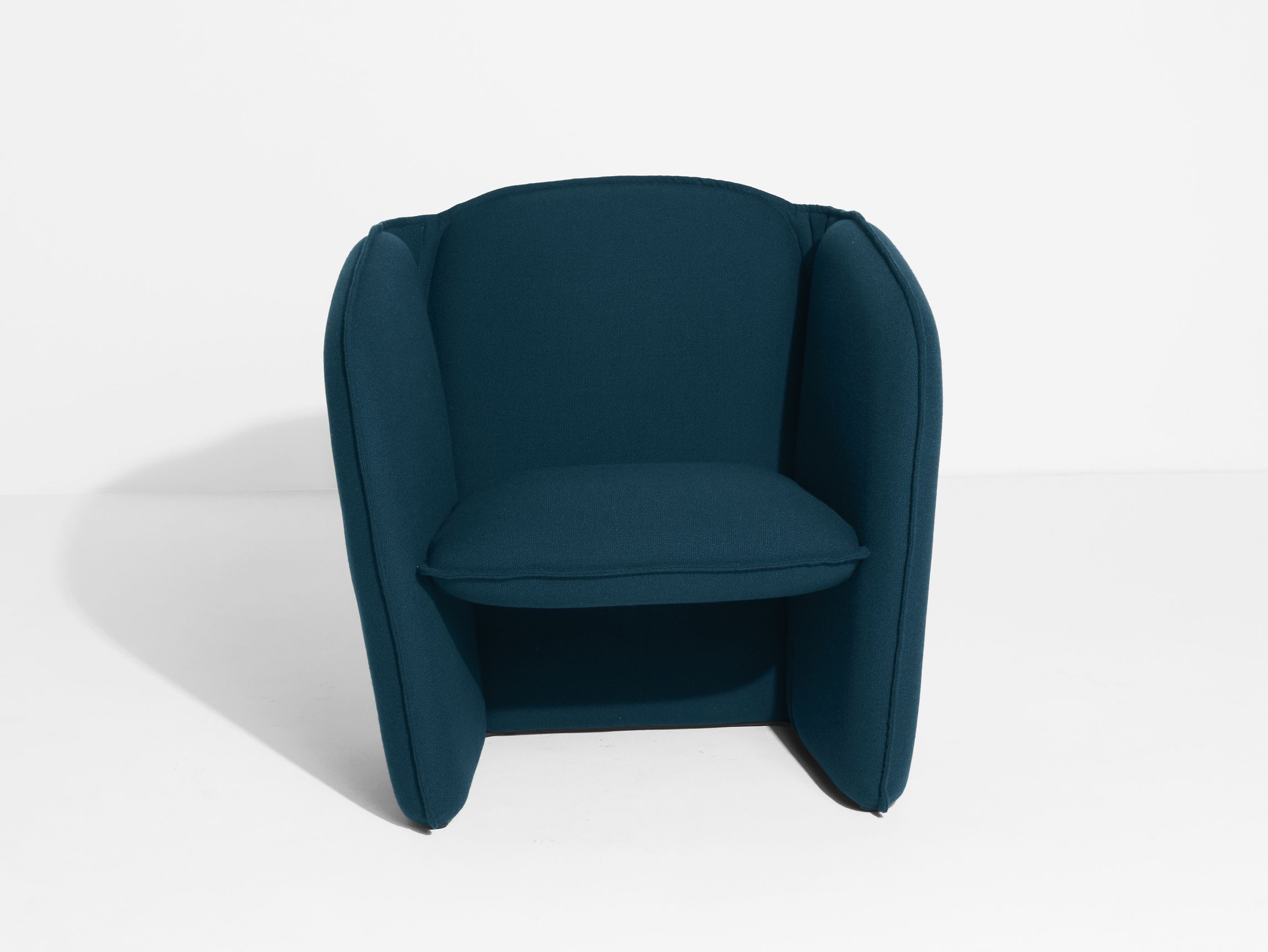 Тканевое кресло Petite Friture Lily ARCH-00022926