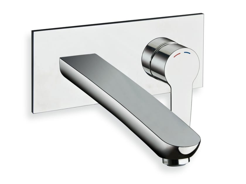 Металлический настенный смеситель для раковины с аэратором с пластиной CRISTINA Rubinetterie Новый День ARCH-00008105