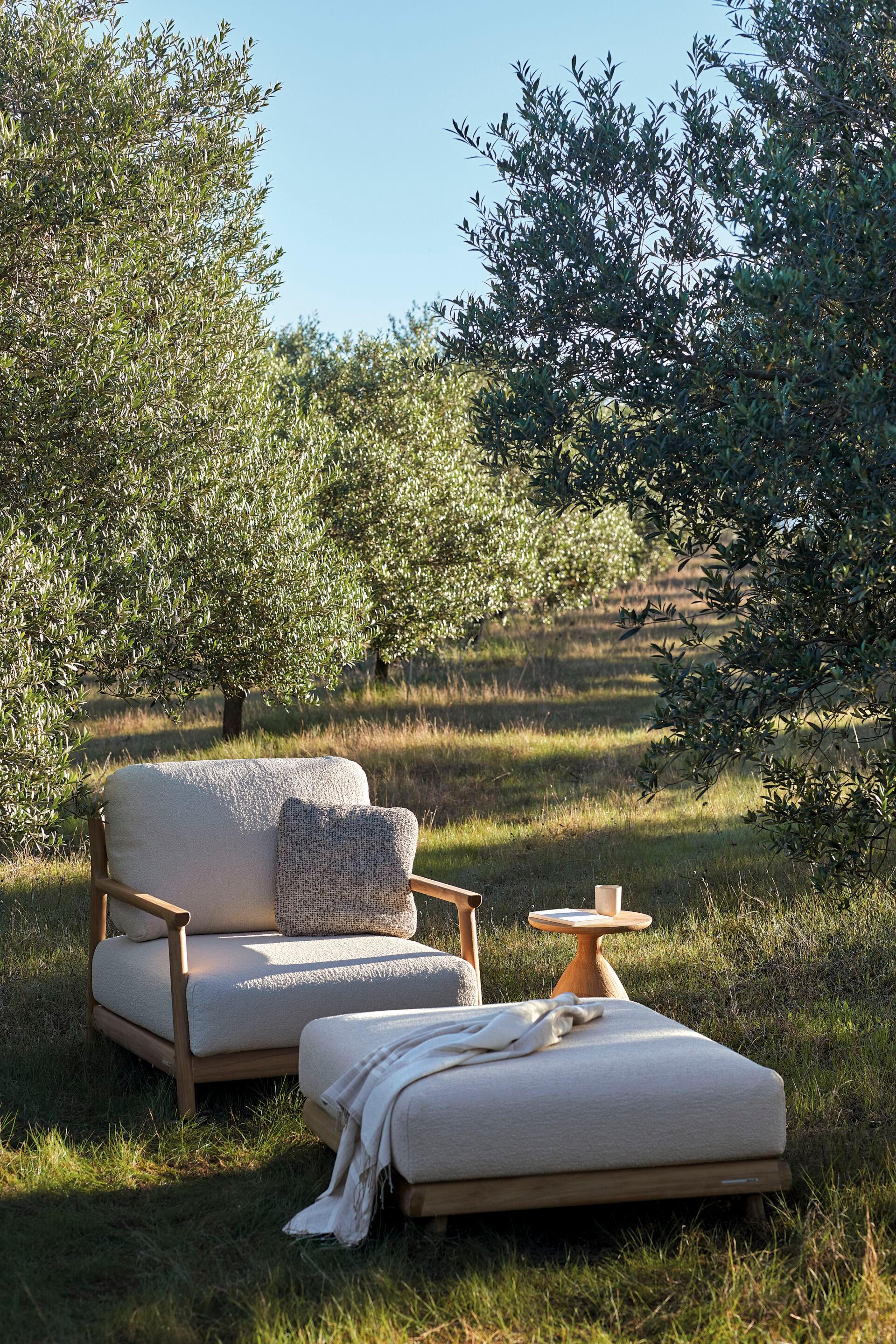 Садовое кресло из тикового дерева с подлокотниками MANUTTI Muyu ARCH-00109949 - Вид №3