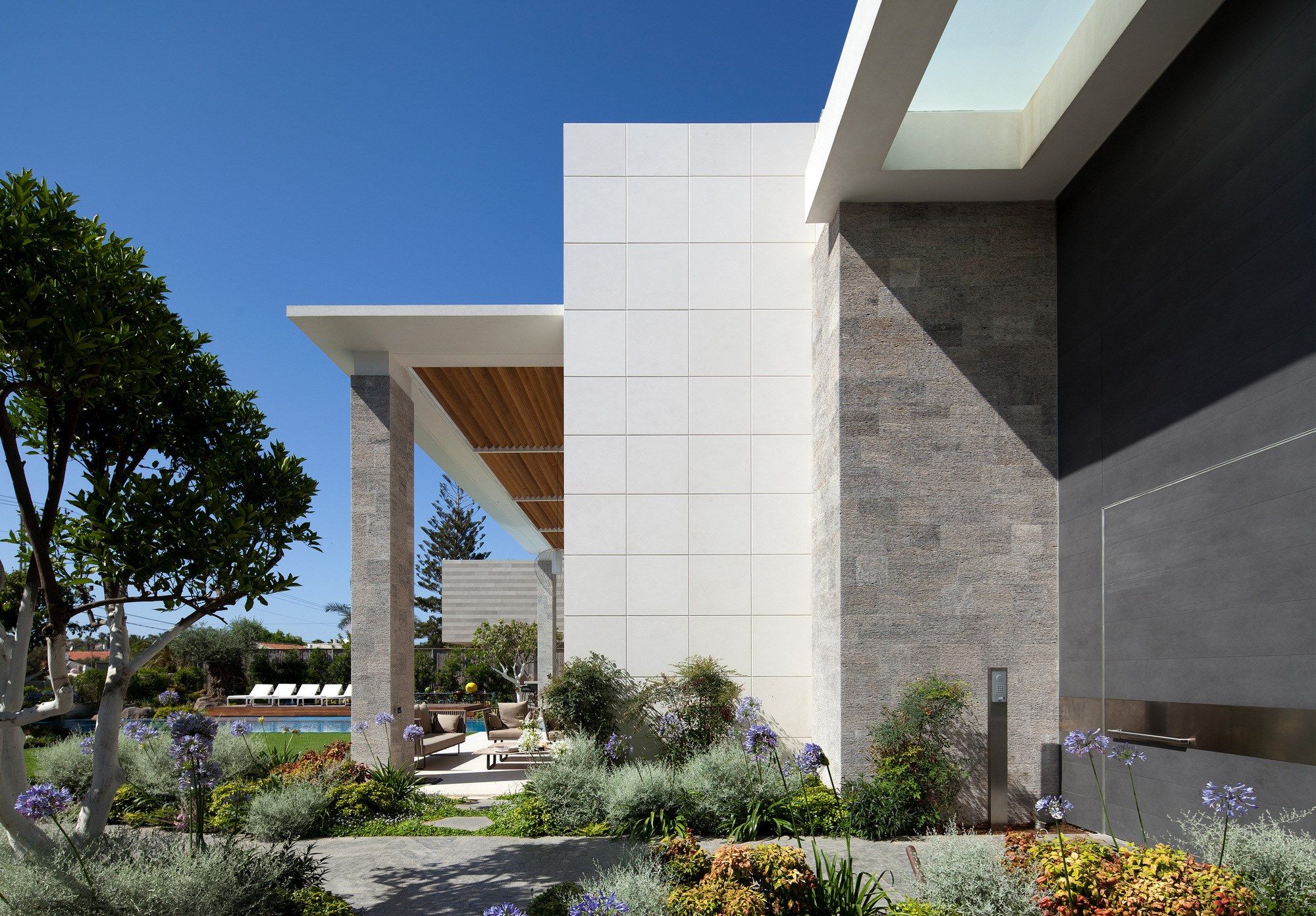 Бронированная входная дверь Laminam® Oikos Synua Wall System ARCH-00056421 - Вид №2