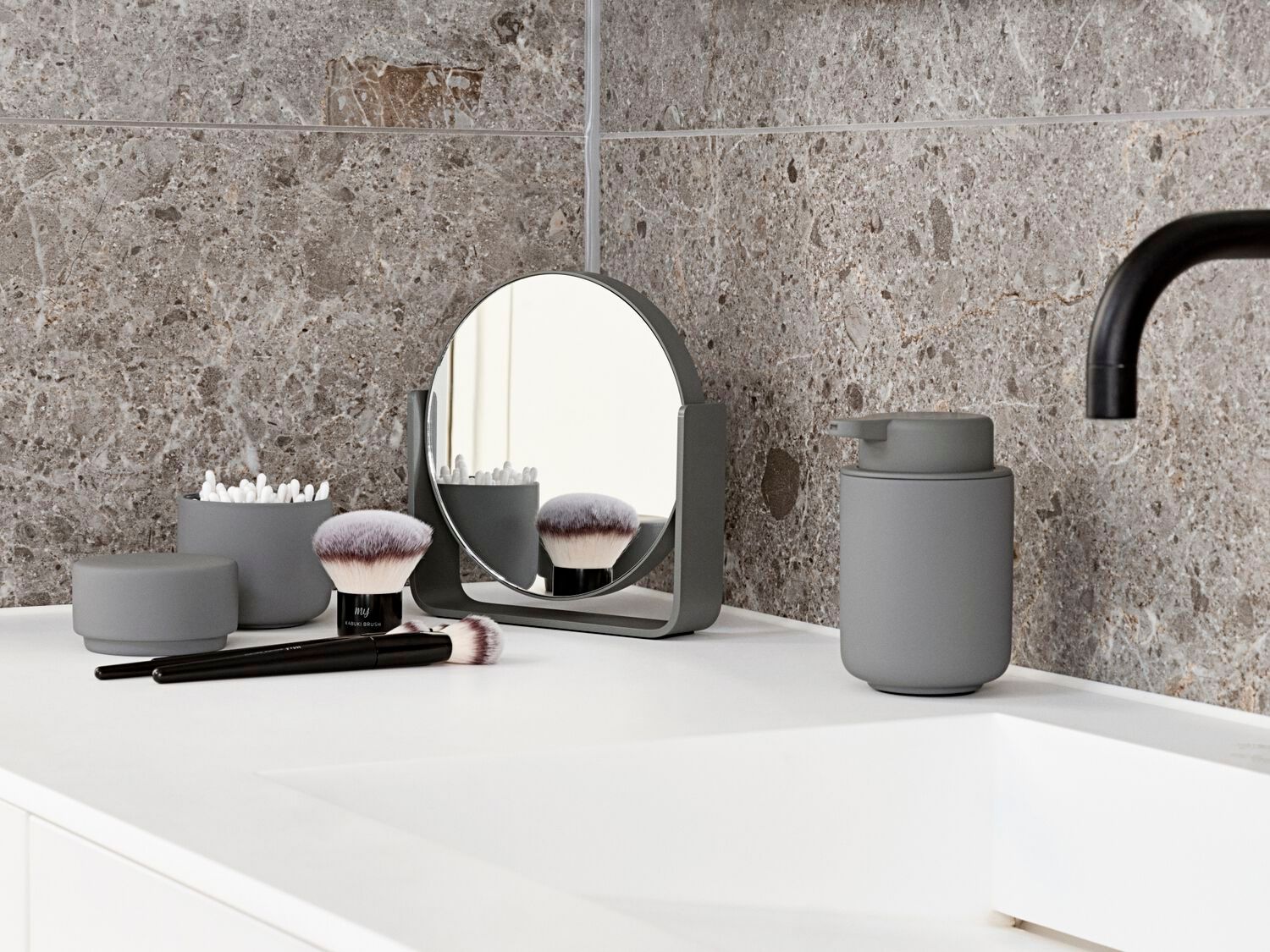 Двухстороннее металлическое увеличительное зеркало ZONE DENMARK Ume ARCH-00007200 - Вид №6