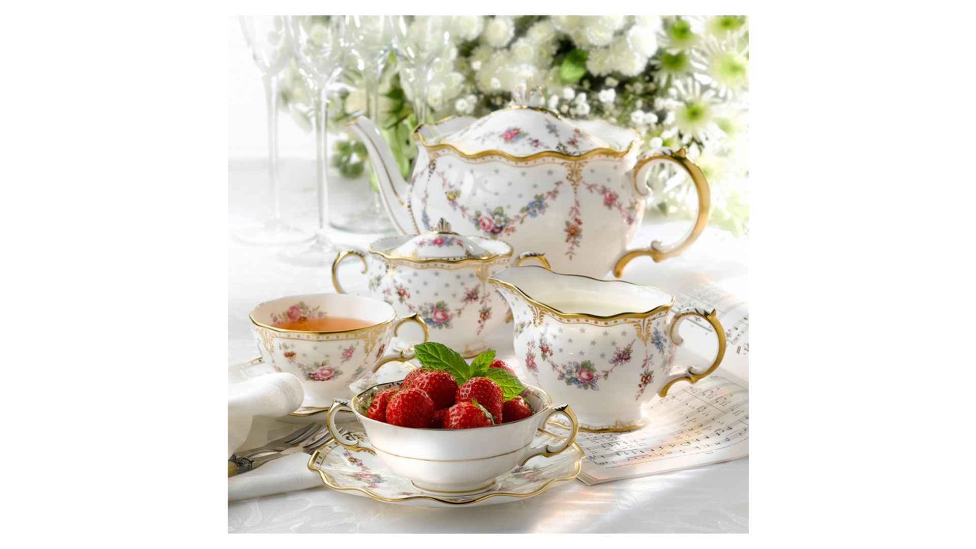 68862 Royal Crown Derby Блюдце для чашки суповой Royal Crown Derby "Роял Антуанетта" Фарфор костяной  - Вид №2