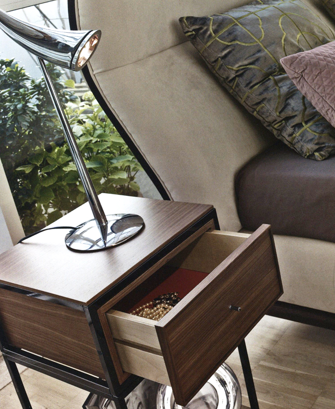 Тумбочка WALLIS VOLPI W001N Contemporary - Вид №1