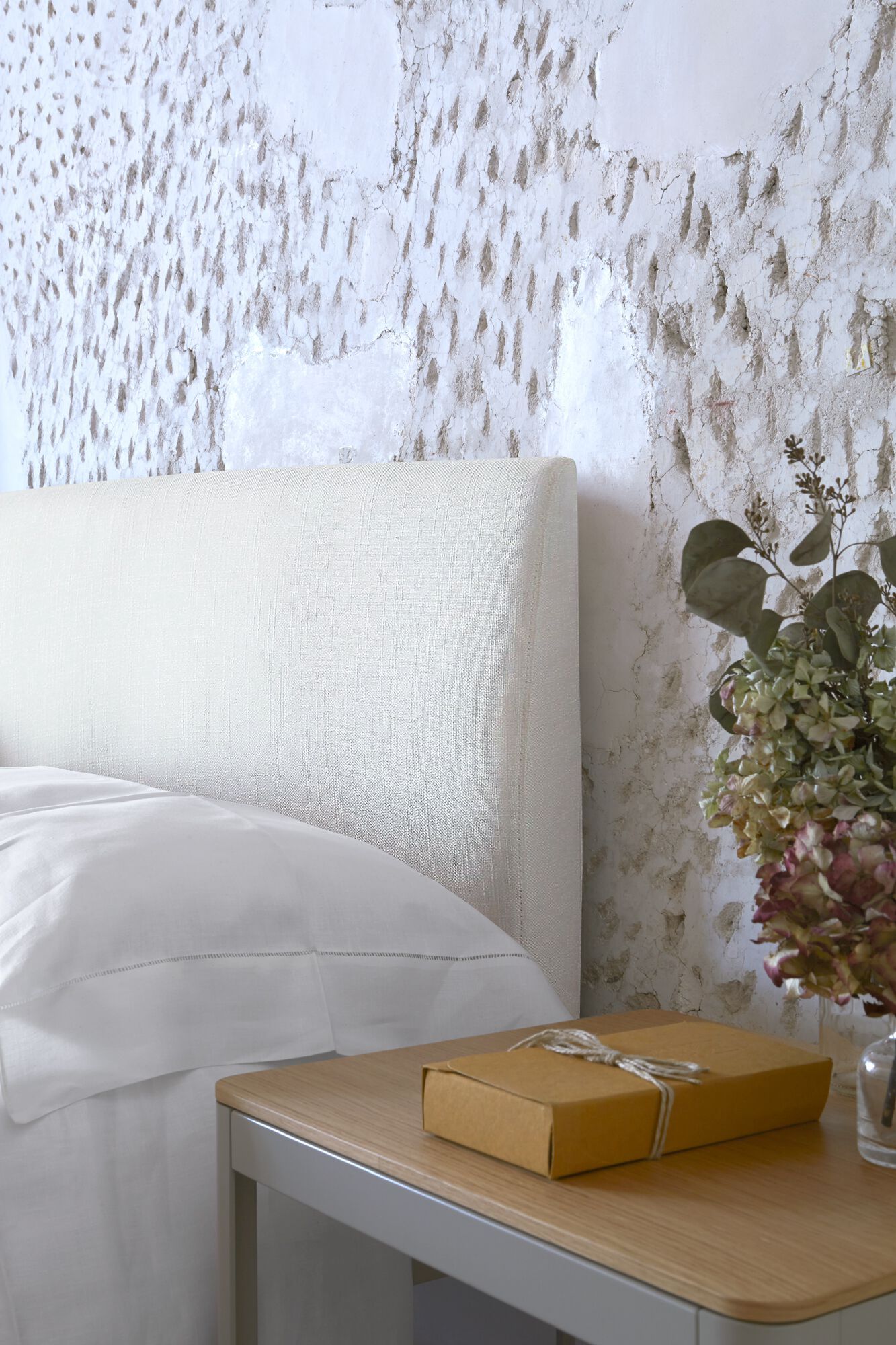 Алюминиевая двуспальная кровать с мягким изголовьем isOnAir ALU MIN BED ARCH-00004810 - Вид №3