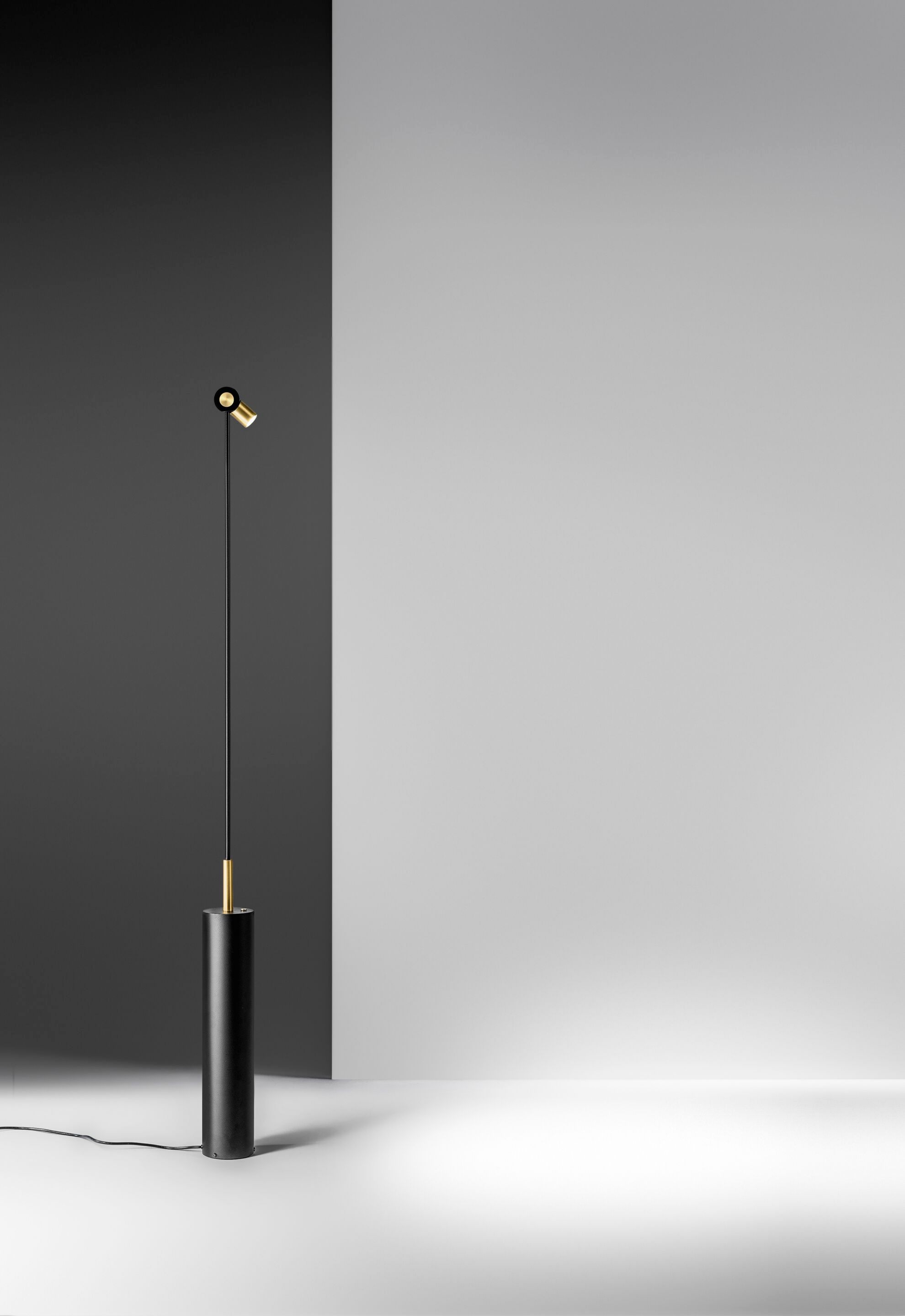 Металлический светодиодный светильник с регулируемой яркостью ZAVA NINO FLOOR ARCH-00007214