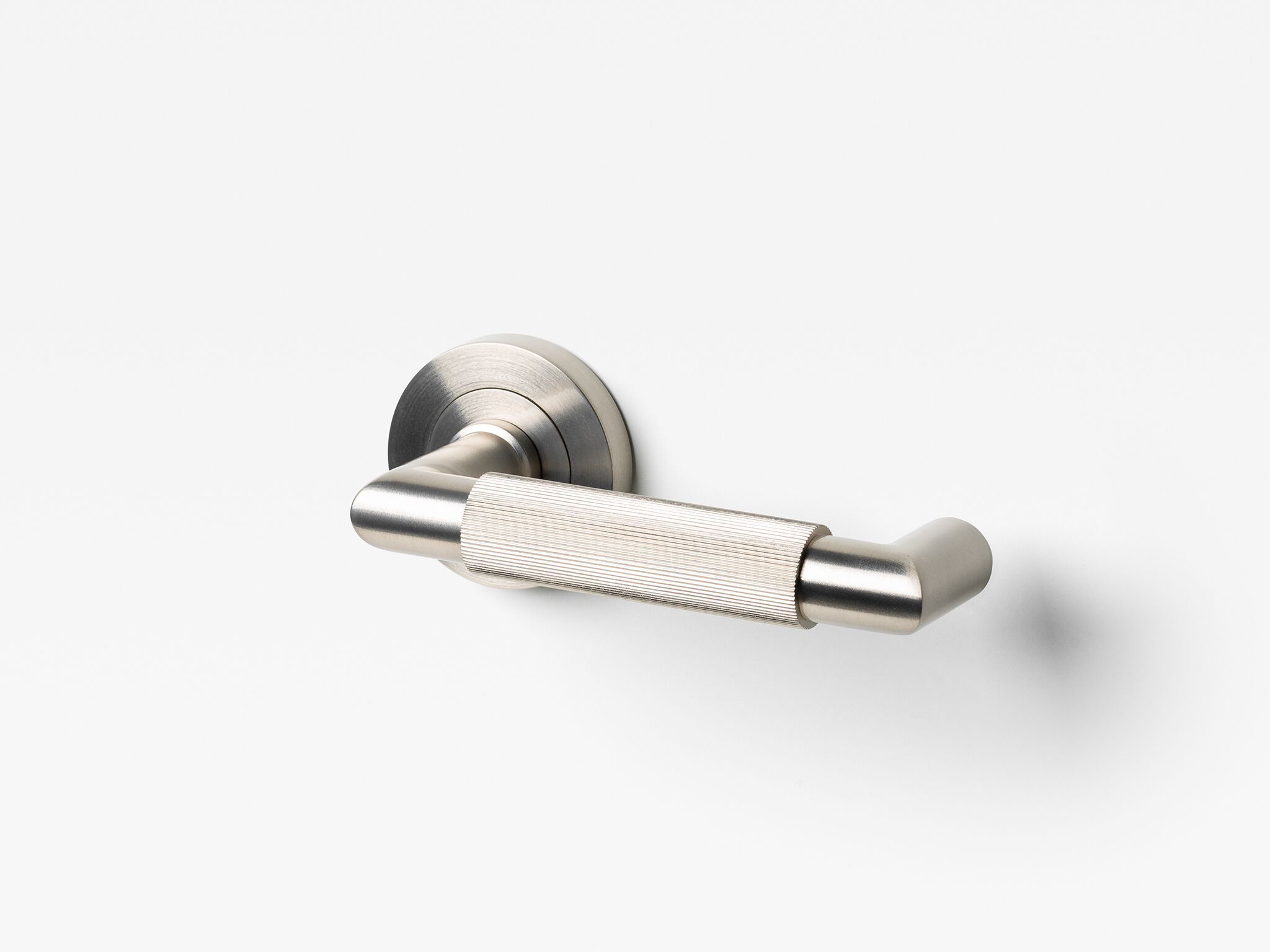 Латунная ручка Lo & Co Interiors LINEAR ARCH-00051177 - Вид №1