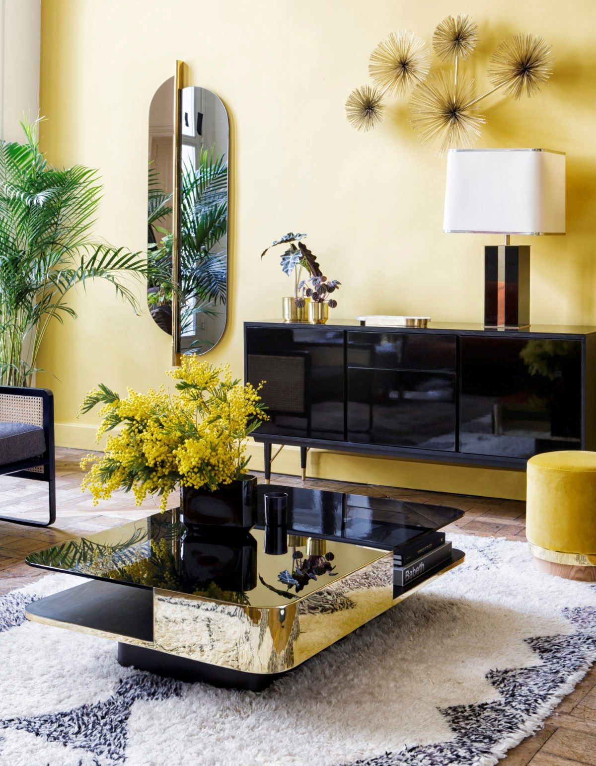 Деревянный шкаф с распашными дверями In Stock Red Edition ARCH-00143405 - Вид №2