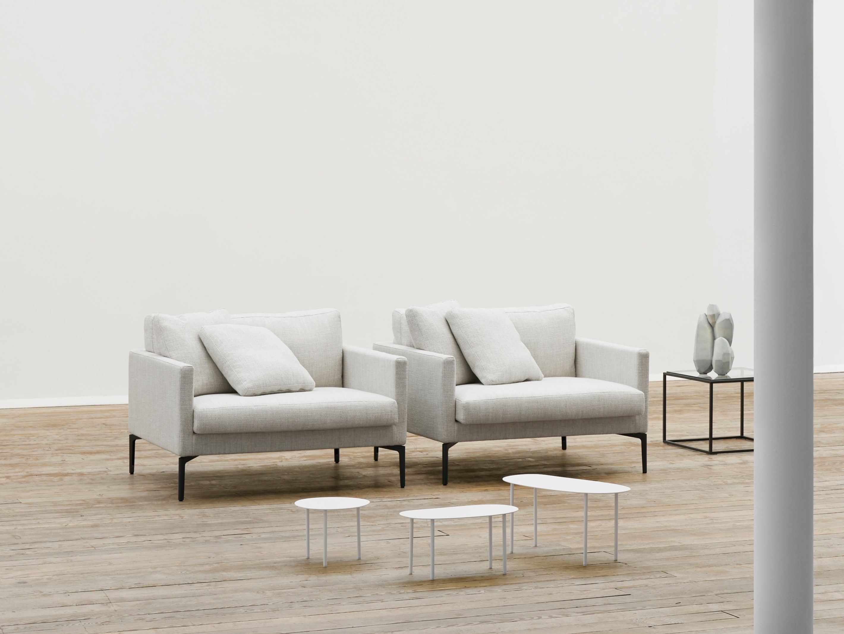 Кресло с подлокотниками Living Divani клан ARCH-00066204