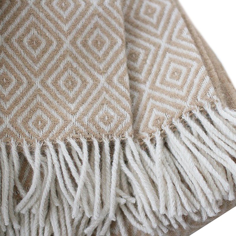 Бежевый шерстяной плед HAPPY STATION ДИЗАЙНЕРСКИЕ, ОДНОТОННЫЕ, ОРНАМЕНТ 009095 Бежевый  - Вид №2