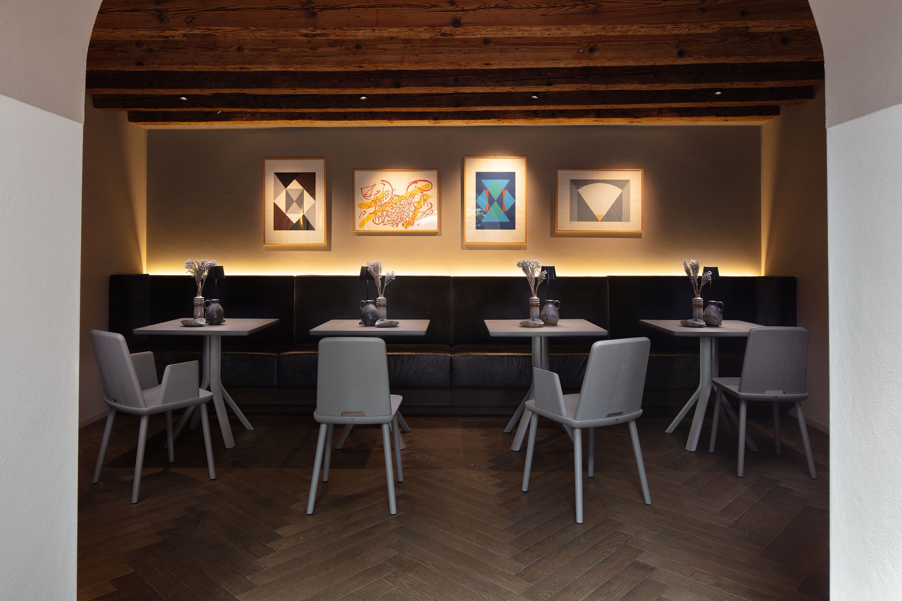 Стул из ясеня с мягким сиденьем SIPA планшет ARCH-00136425 - Вид №7