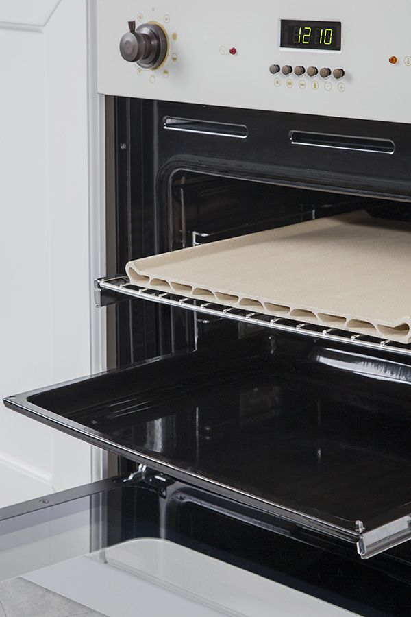 OKB 1082 CRI Встраиваемые электрические духовки / neo classic, серия " 1889", 59.5 х 59.5 x 56, электрическая, дисплей, 9 режимов, гриль, конвекция, телескопические направляющие, камень для пиццы, античный белый+латунь Korting Korting 1889 Santreyd  - Вид №1