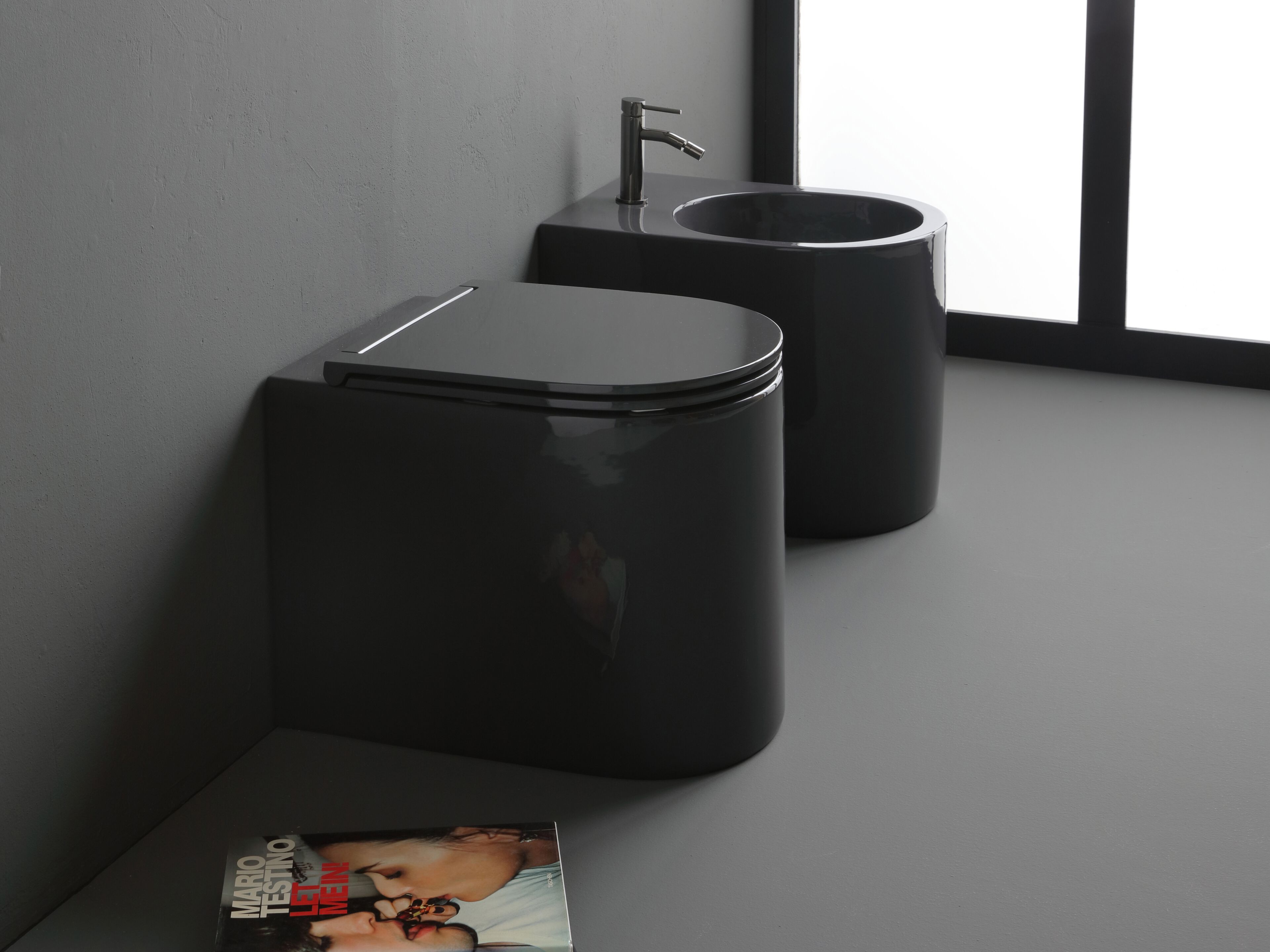 Напольное оконное биде Olympia Ceramica Monolith ARCH-00114504 - Вид №1