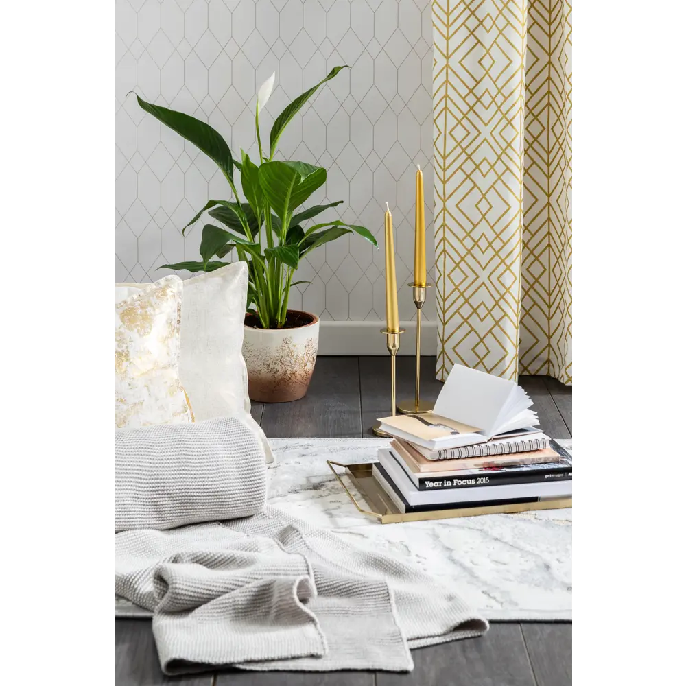 Santreyd: Набор античных свечей золотого оттенка для создания атмосферы 89369057 STLM-1517355 - Вид №2