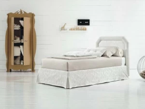 Twils Односпальная кровать с мягким изголовьем Camille