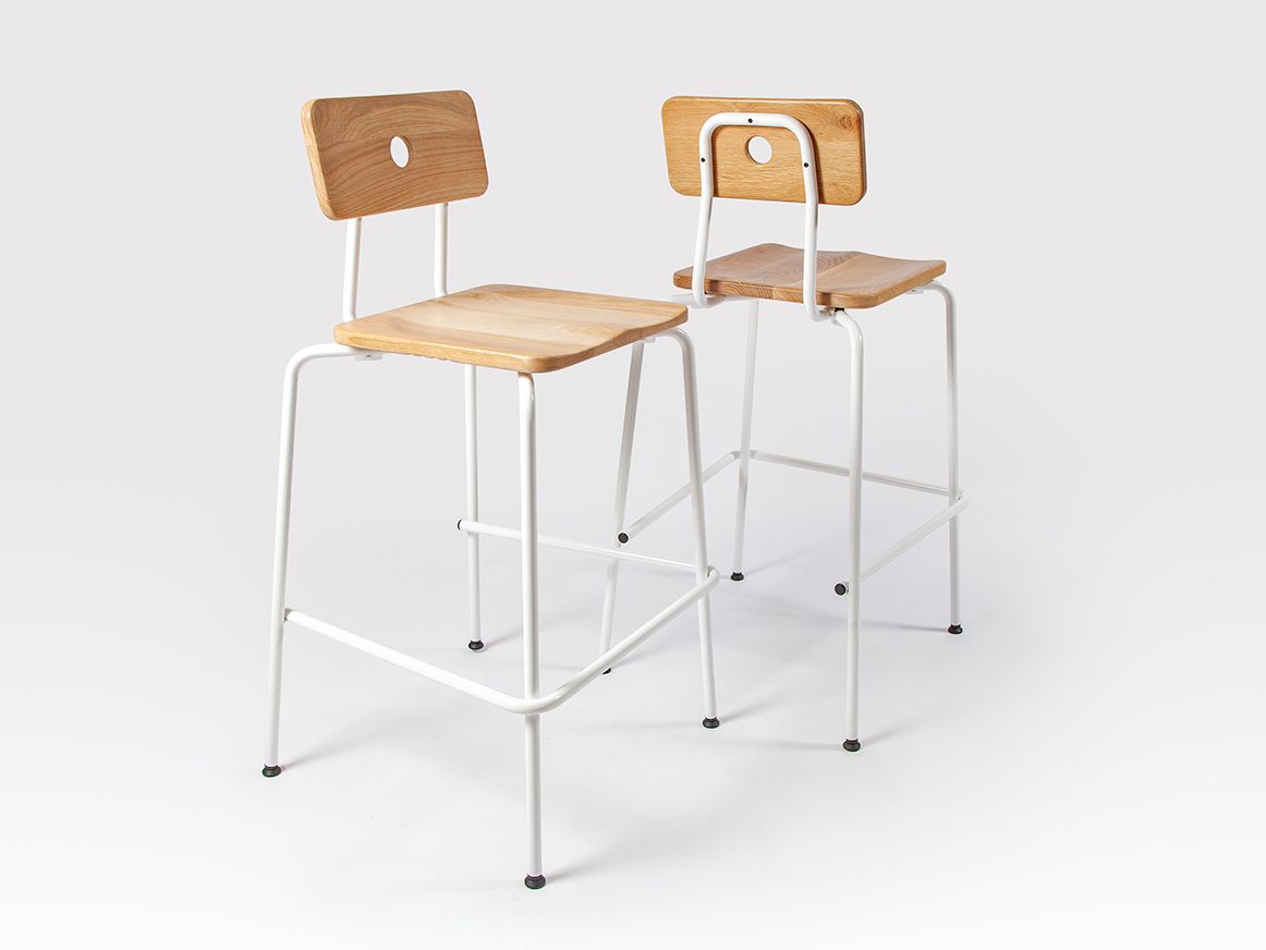 Стальной и деревянный штабелируемый барный стул Liqui Contracts Milne ARCH-00118847 - Вид №2