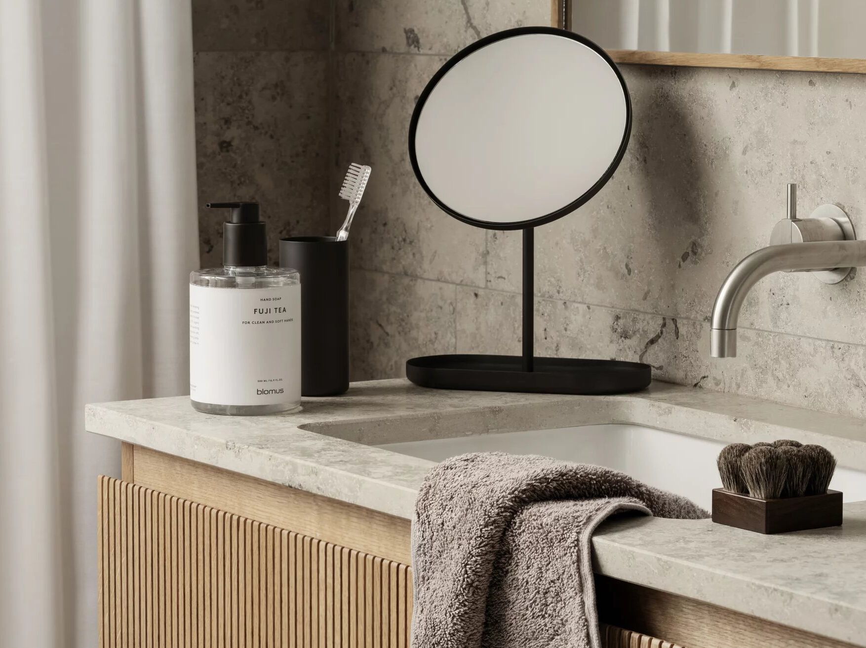 Столешница сталь круглый увеличительное зеркало blomus мода ARCH-00014052 - Вид №1