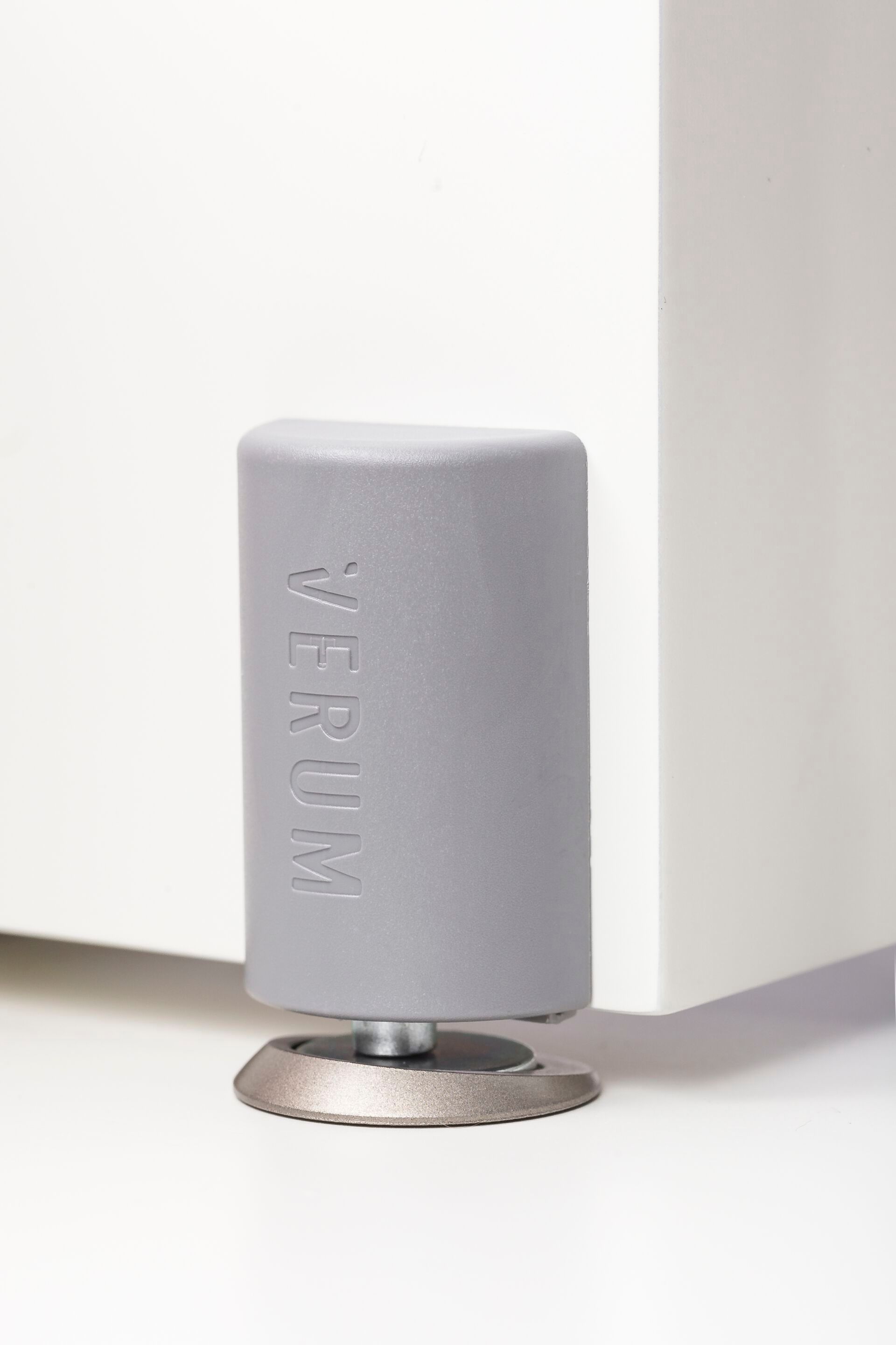 Магнитный дверной стопор для пола VERUM фитиль ARCH-00140363 - Вид №6