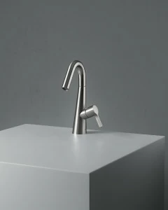 Вулкан. 36 01. Смеситель для умывальника Quadrodesign