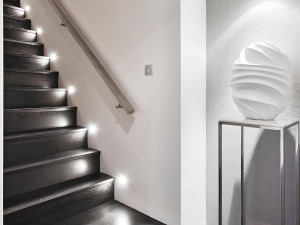 Алюминиевый светодиодный светильник с регулируемой яркостью