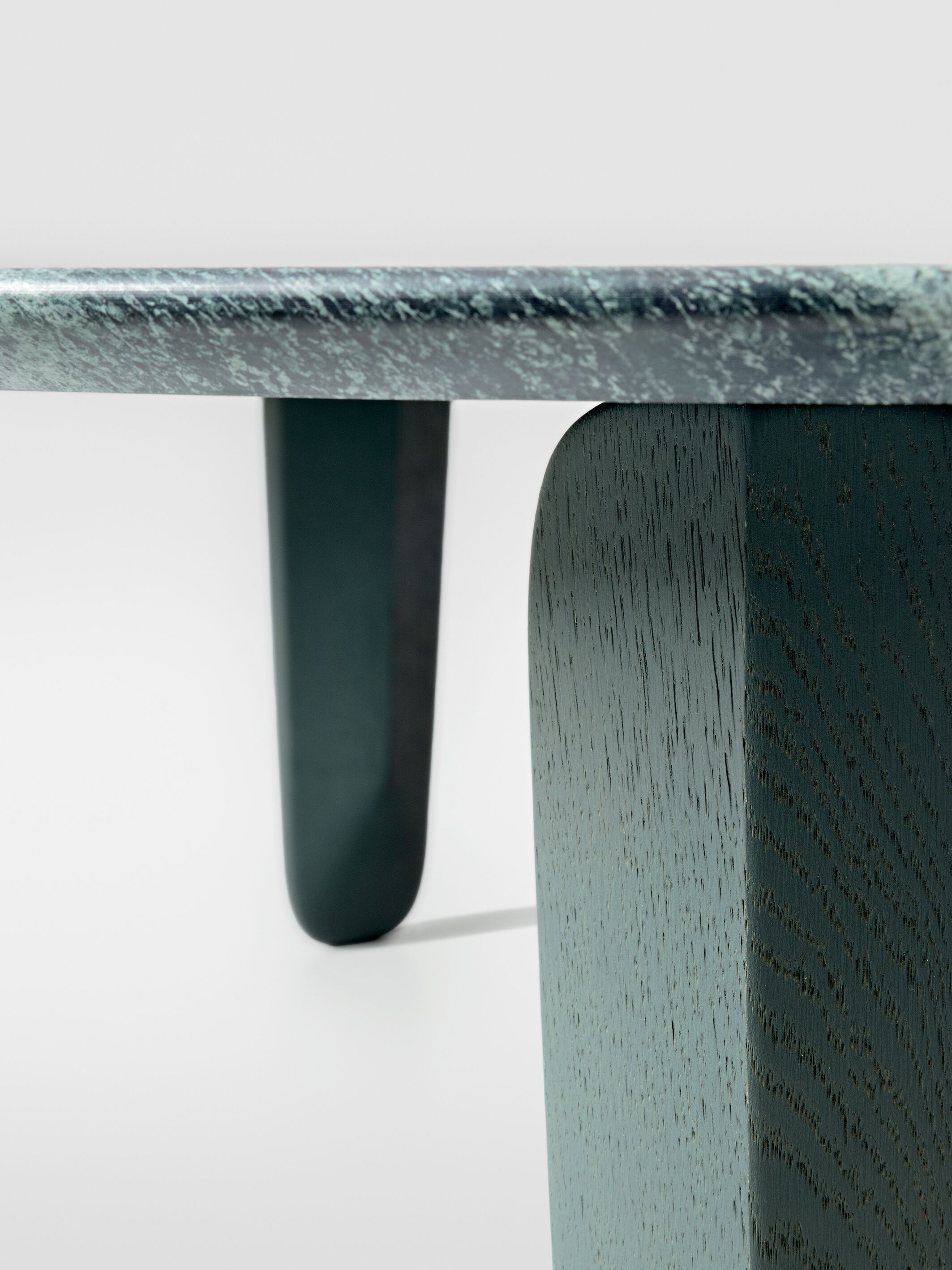 Мраморный круглый низкий журнальный столик ZEITRAUM Kuyu ARCH-00146876 - Вид №2