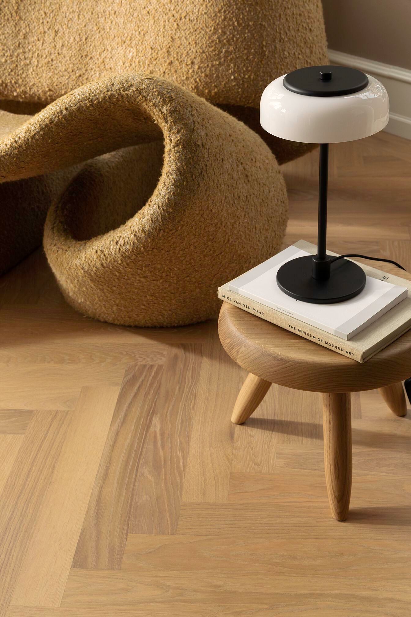 Светодиодная настольная лампа из дутого стекла Nuura Blossi ARCH-00150836 - Вид №5