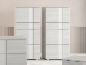 Деревянный комод