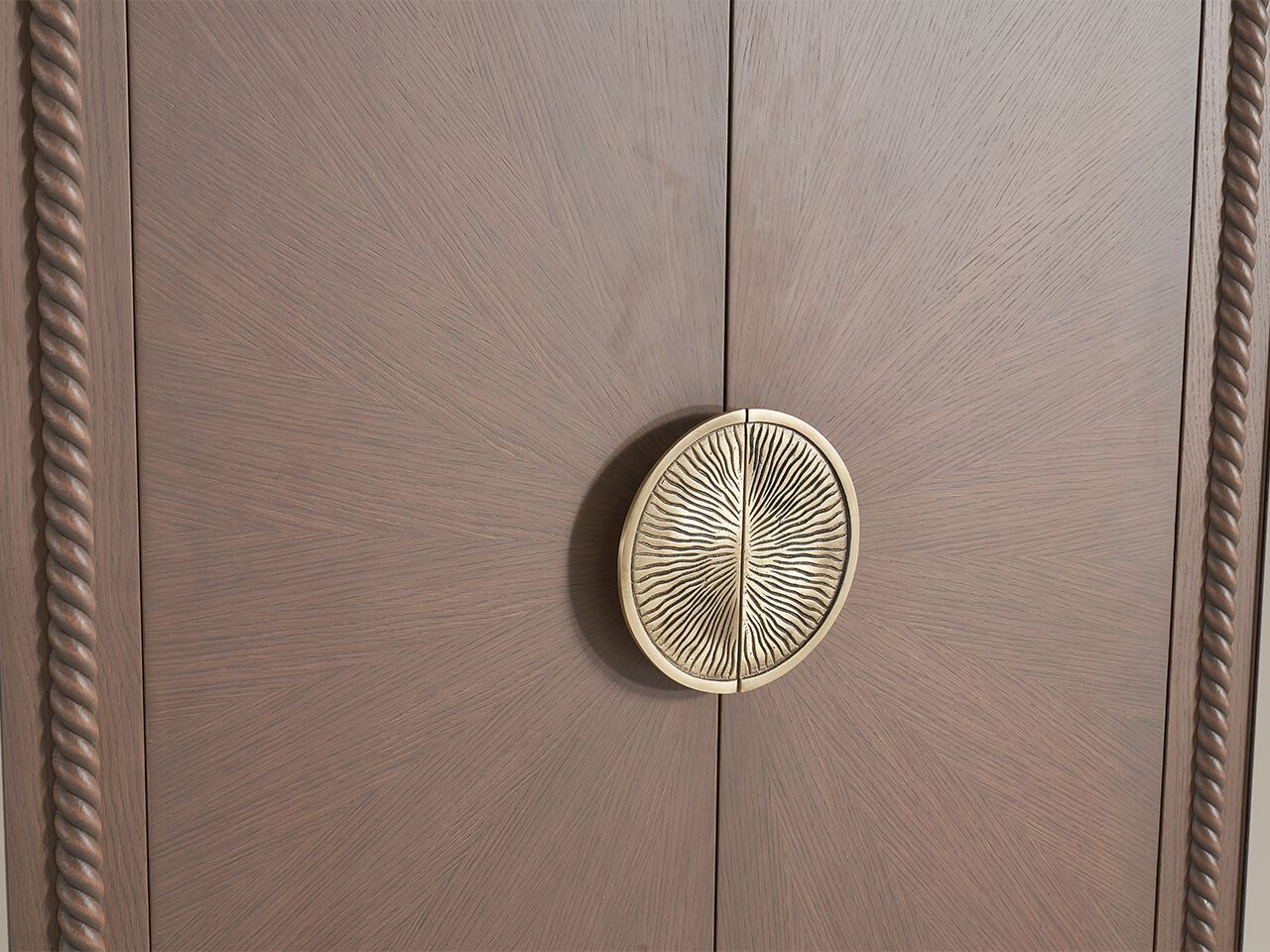 Деревянный шкаф с зеркалом NDESIGN Ezora ARCH-00107176 - Вид №3