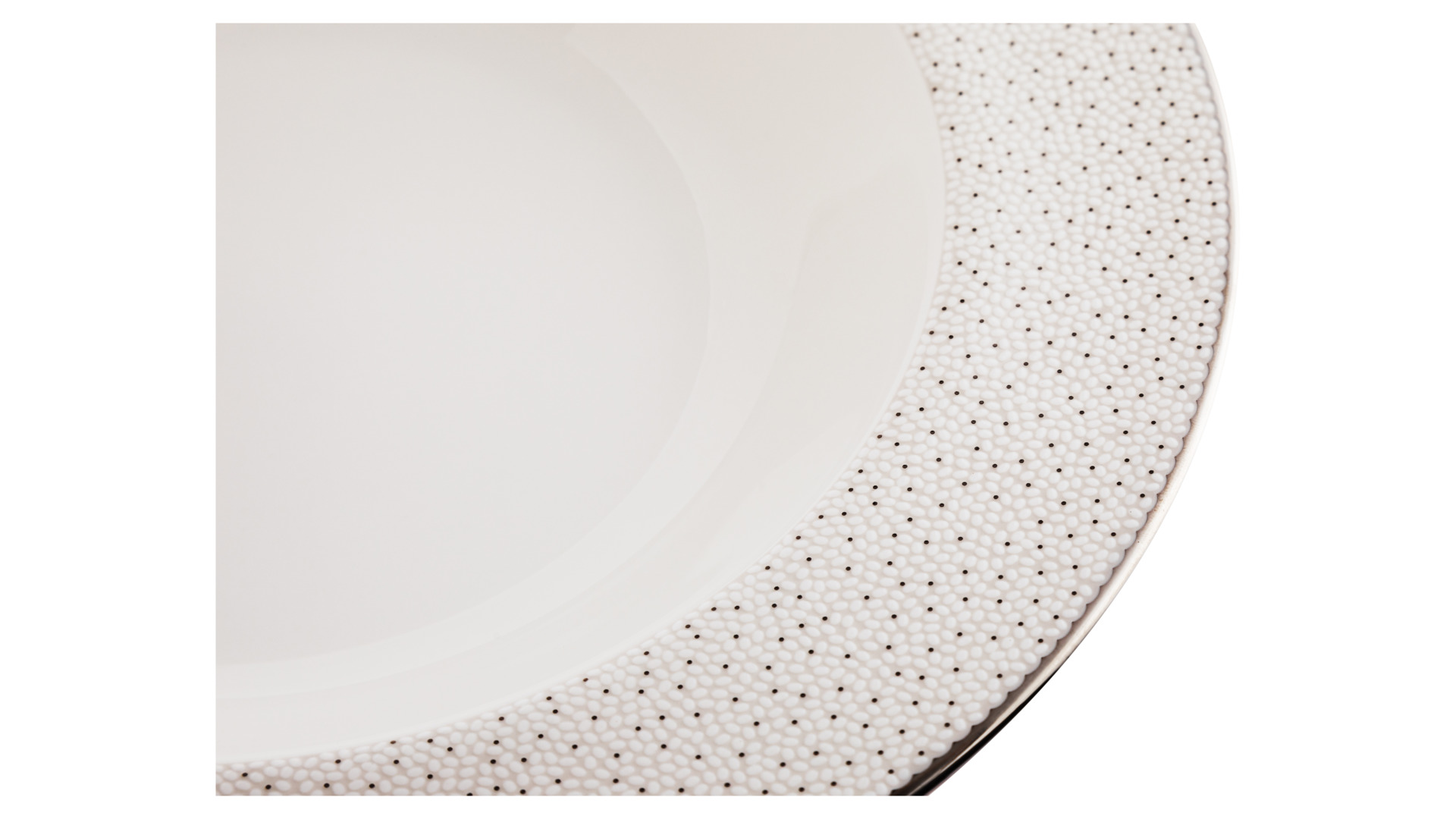 10637833 Noritake Тарелка закусочная Noritake "Брум-стрит" 22см Фарфор костяной  - Вид №1