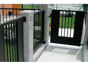 Распашные ворота