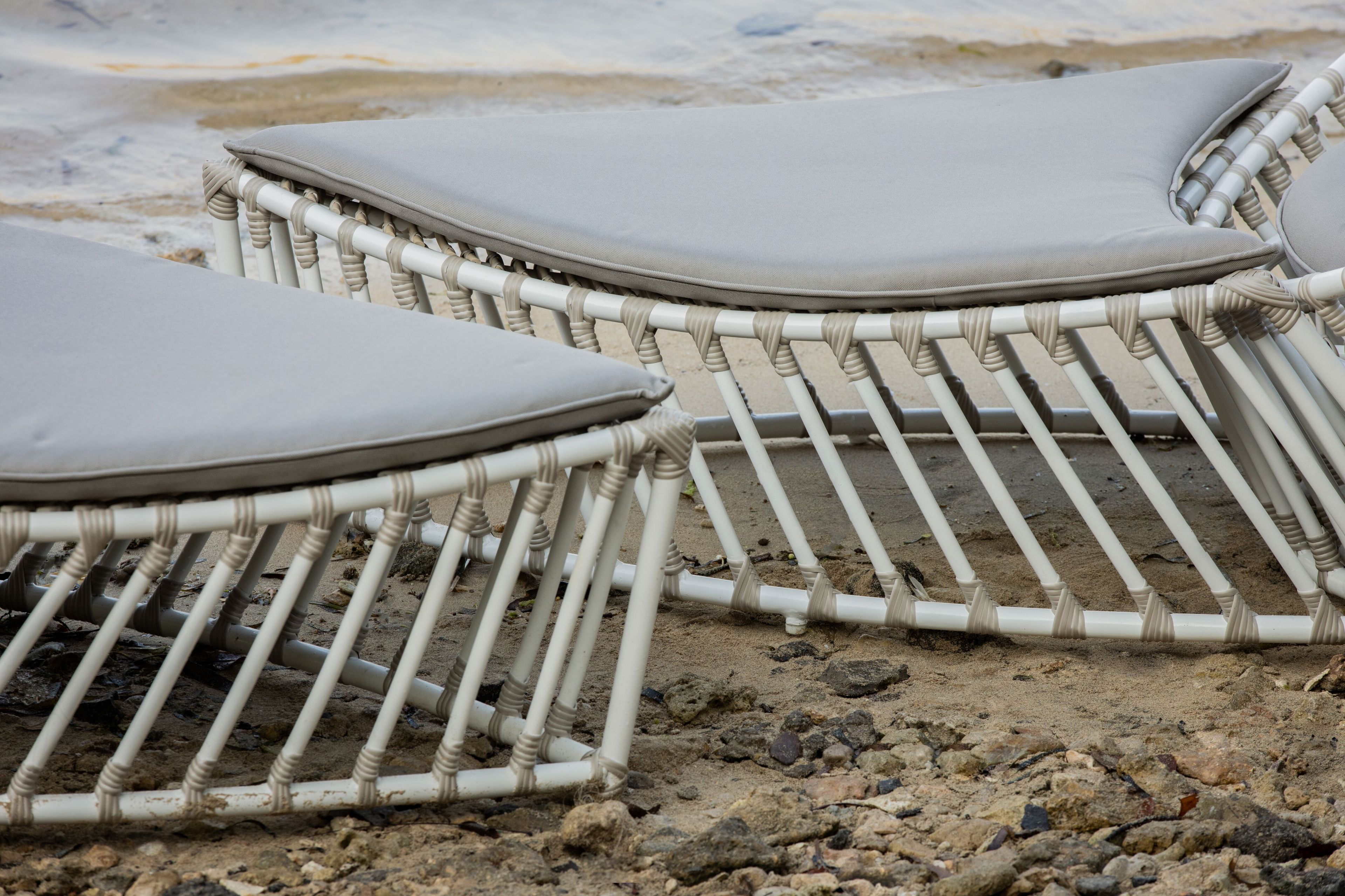 Алюминиевый низкий садовый стул cbdesign лист ARCH-00148754