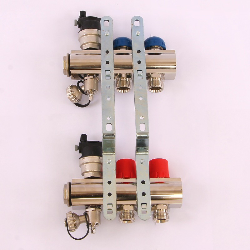 Коллекторная группа TOPWAY с регулировочными и термостатическими вентилями с резьбой под евроконус EMMETI 1"x3/4"ЕК 2 выхода 01298710