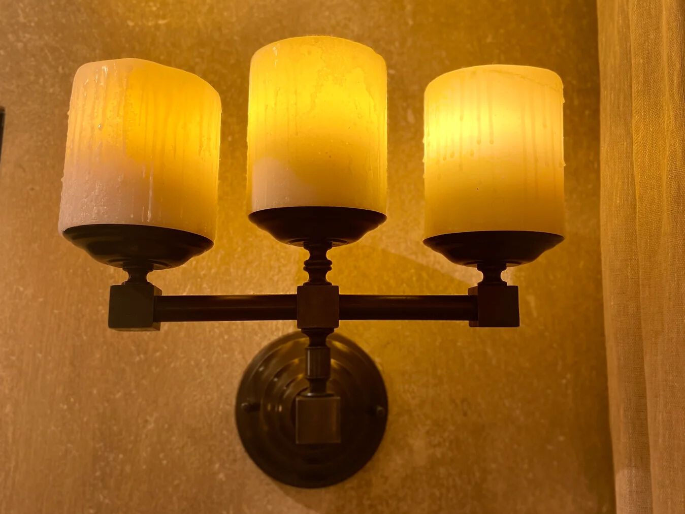 Латунный настенный светильник Authentage Lighting BELLEFEU CHANDELIER WALL ARCH-00023530 - Вид №1