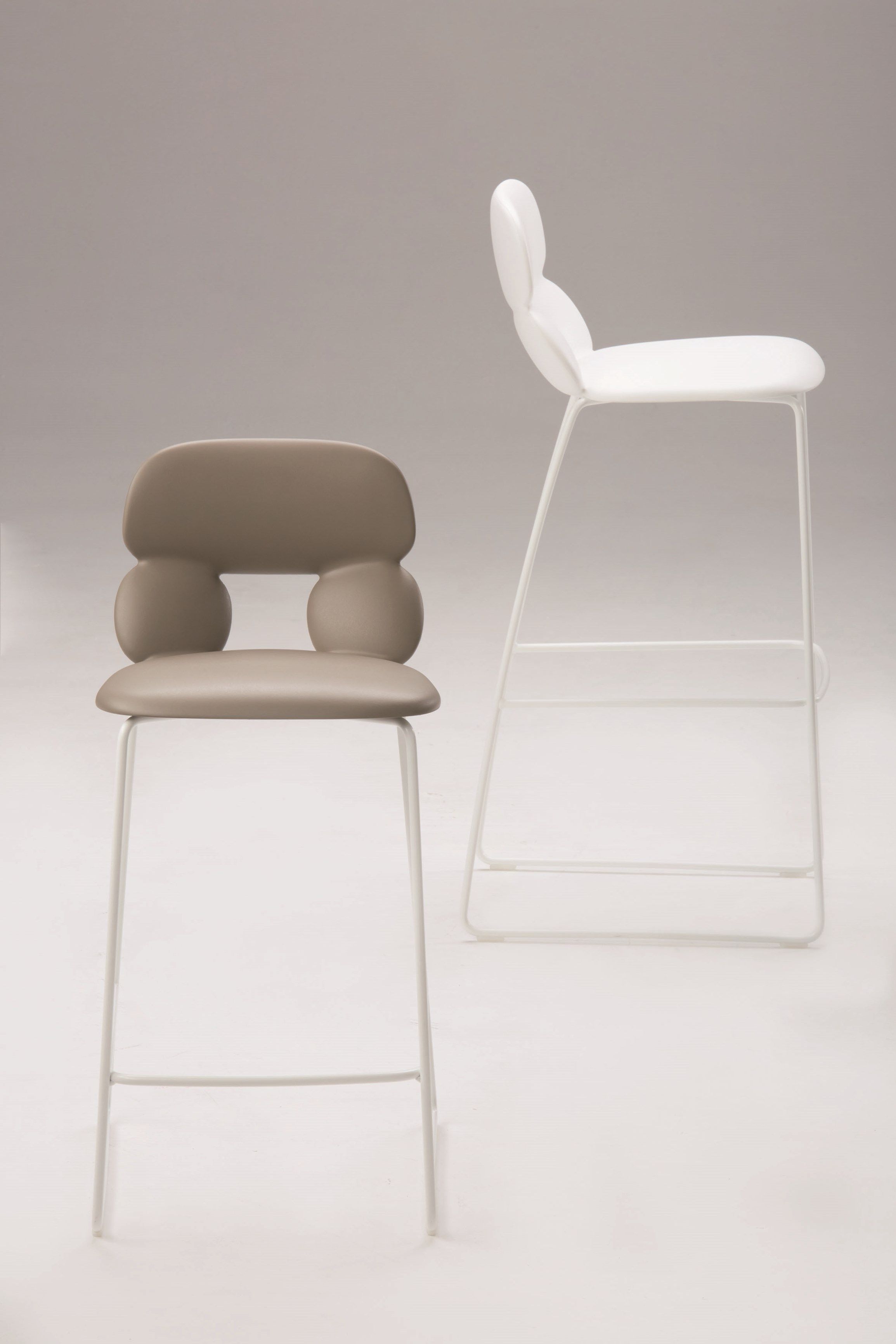 Полиуретановый табурет CHAIRS & MORE облако ARCH-00125842