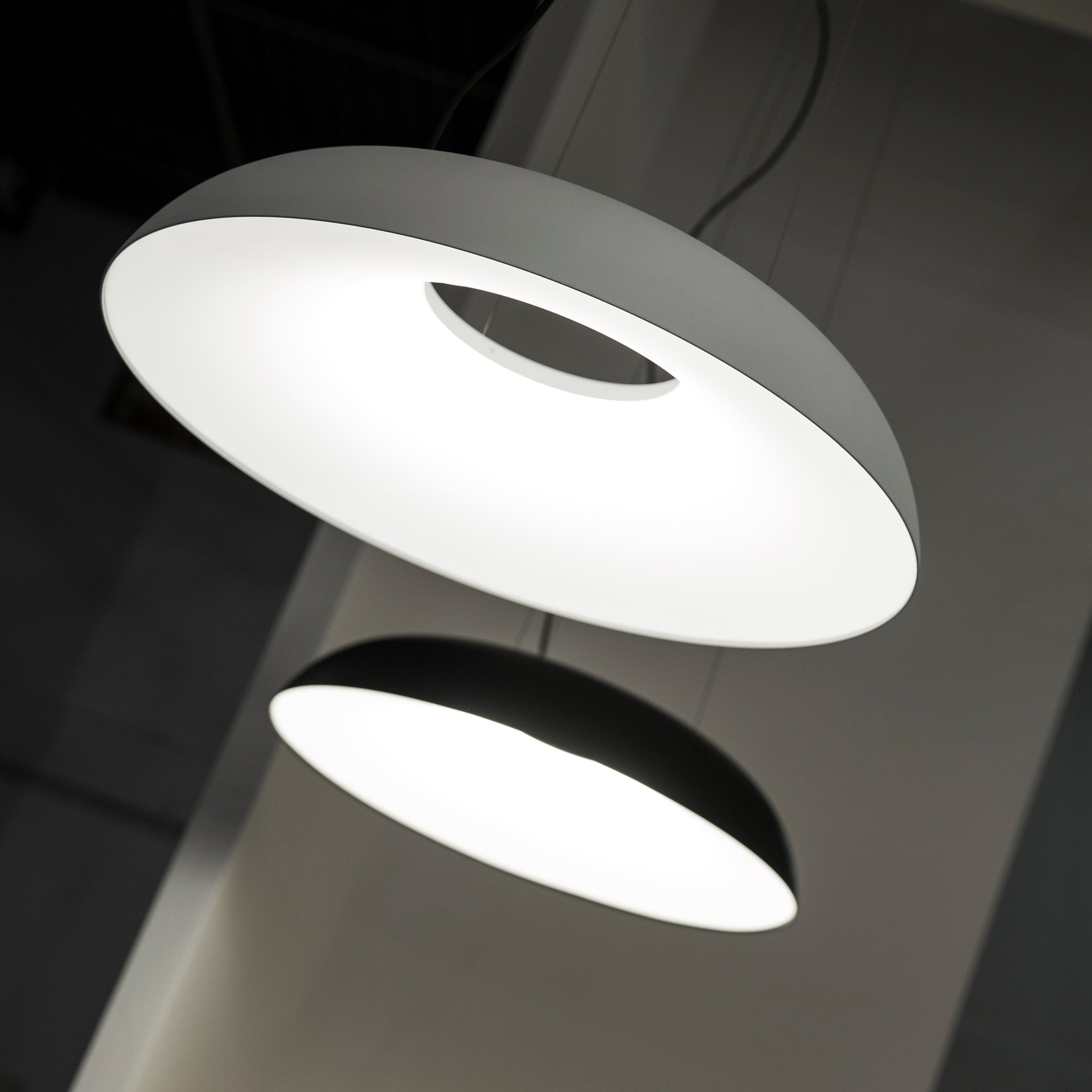 Подвесной светильник из алюминия и метакрилата Martinelli Luce Maggiolone ARCH-00127365 - Вид №3