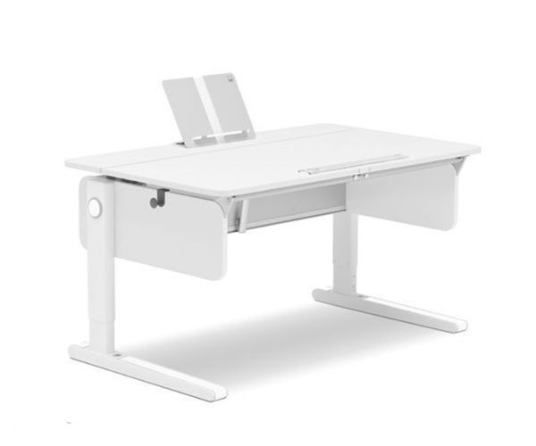 2525 Стол Champion Front-Up 2022 LAB.Space 