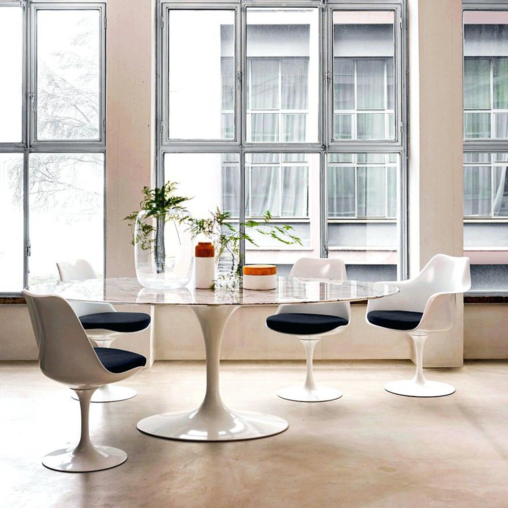 Стул с подлокотниками пластиковый белый с черной подушкой Eero Saarinen Style Tulip Armchair SOHO DESIGN ДИЗАЙНЕРСКИЕ, TULIP 131552 Белый  - Вид №4